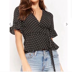 BLACK TOP WITH WHITE POLKA DOTS